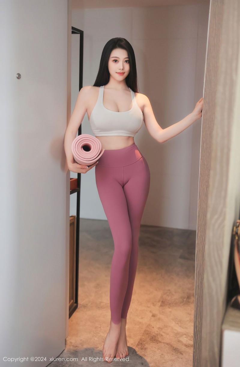 秀人网新人模特清妙粉色瑜伽服饰苗条身姿首套写真-写真坊