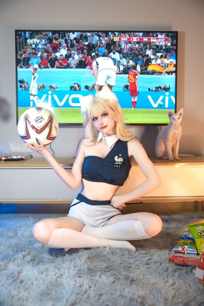 足球少女鹿八岁白色长筒袜兽耳服饰清凉装扮福利-写真坊