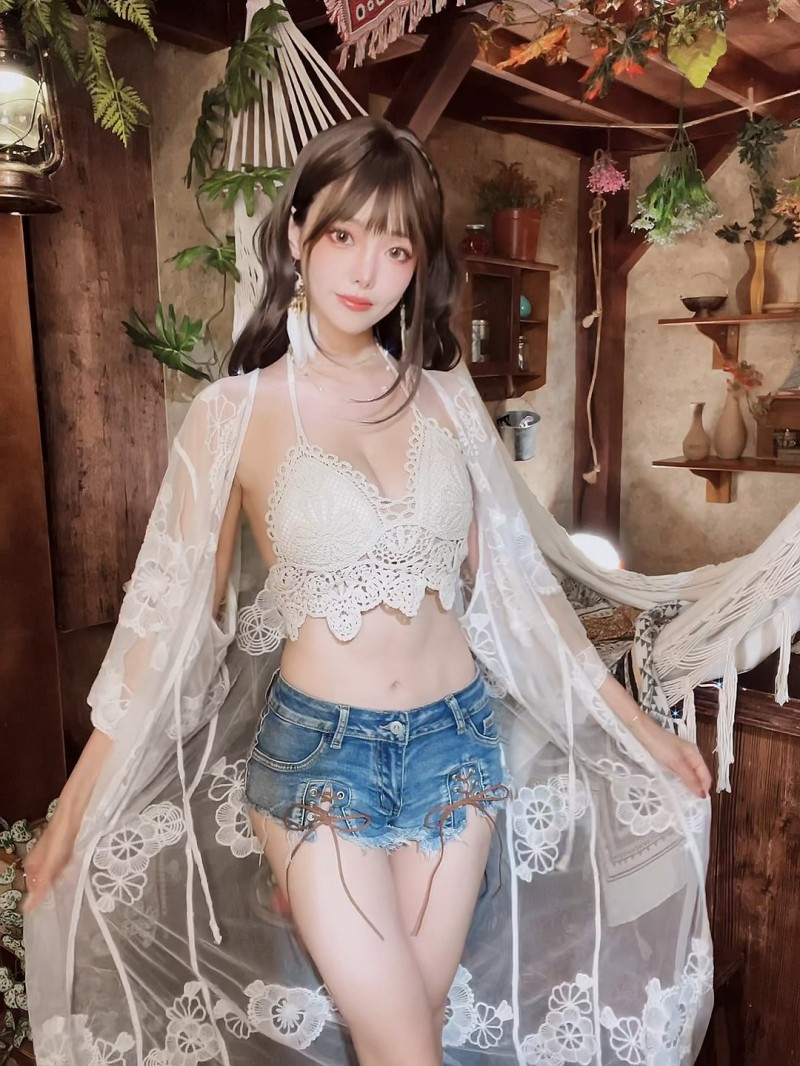 ElyEE子 – Secret Treehouse Escape-写真坊