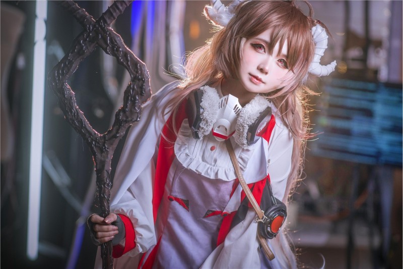 渊秧 – NO.017 明日方舟-艾雅法拉-写真坊