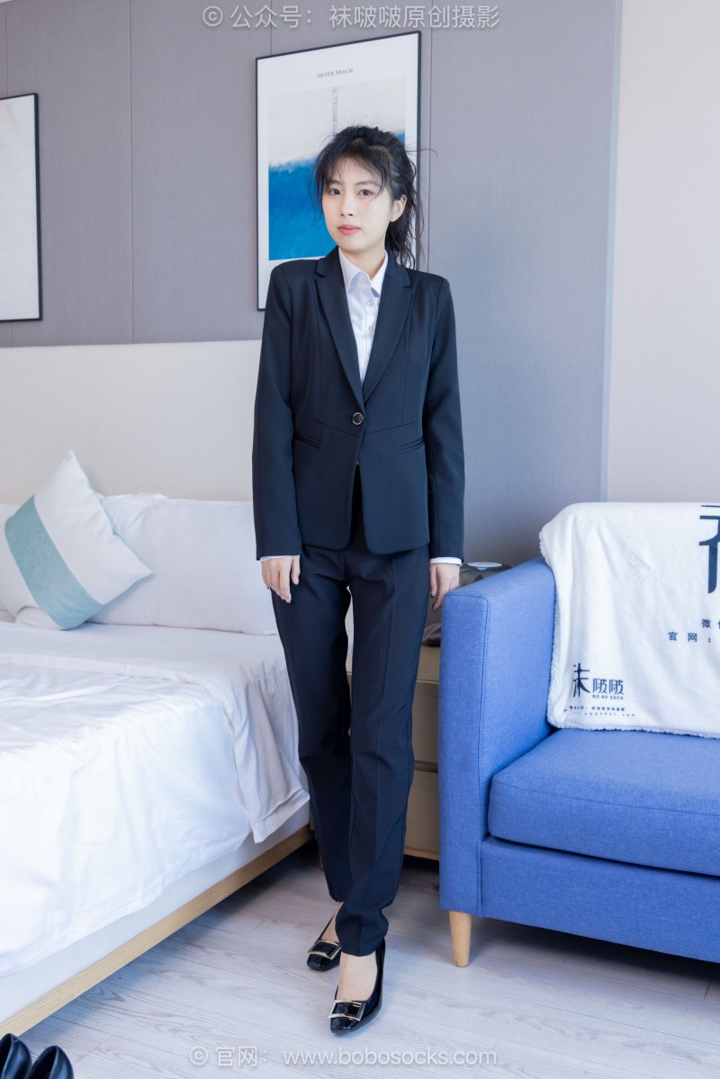 BoBoSocks袜啵啵模特奶油白领OL制服裤里丝写真-写真坊
