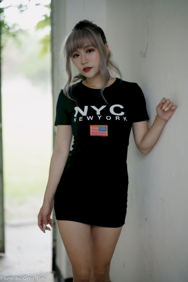凯云黑色短裙修长美腿巧语嫣然运动风户外写真-写真坊