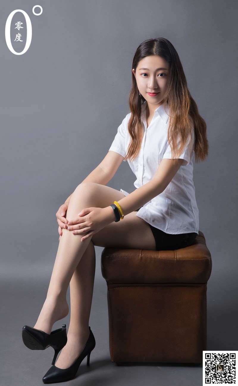 LD零度模特如梦白色上衣肉色丝袜足控福利写真-写真坊